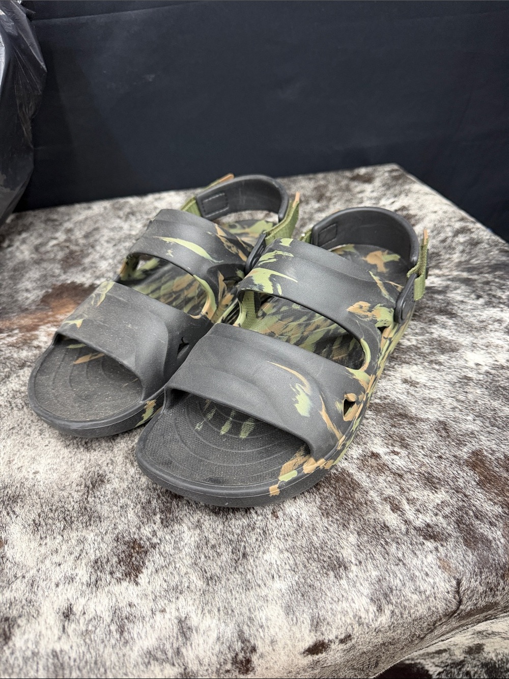 Men’s Rugged Shark Sandals w/Adjustable Strap